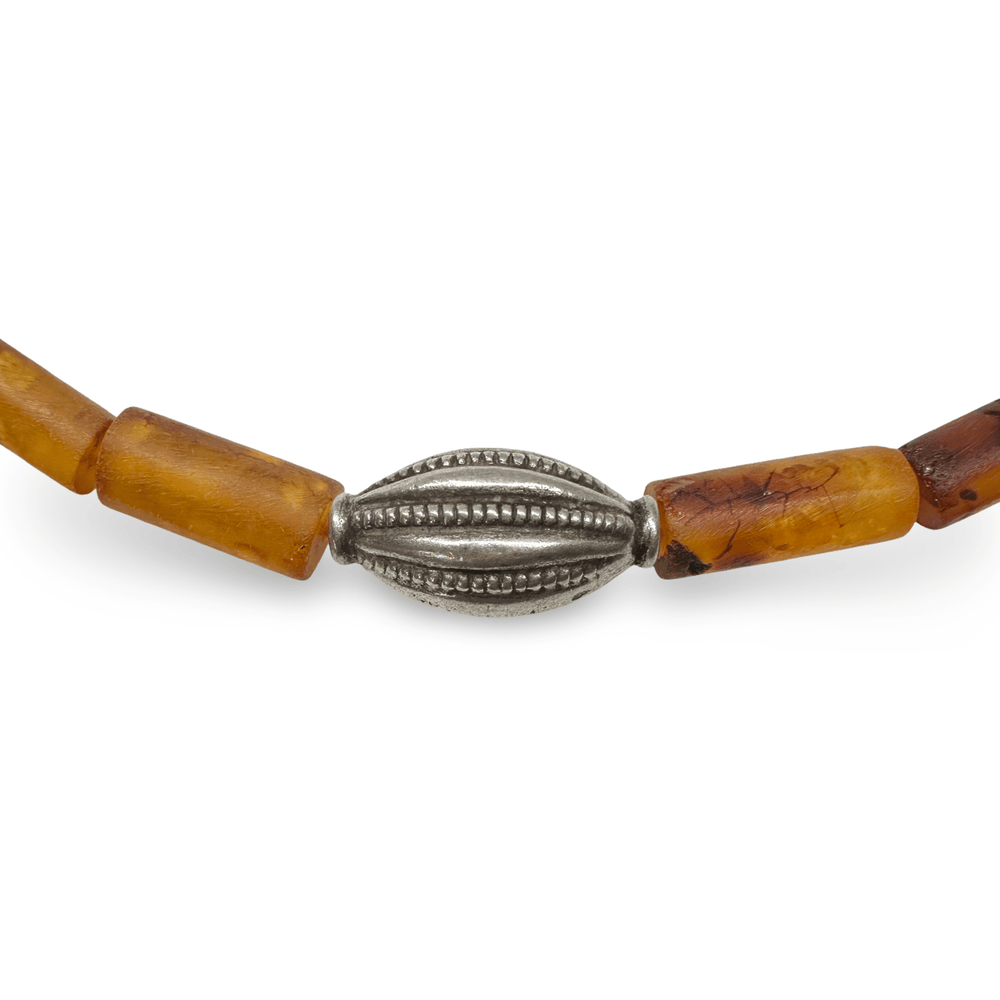 Bernsteinkette mit Silber - Perlen im Ethno - Stil - Atelier Tibet