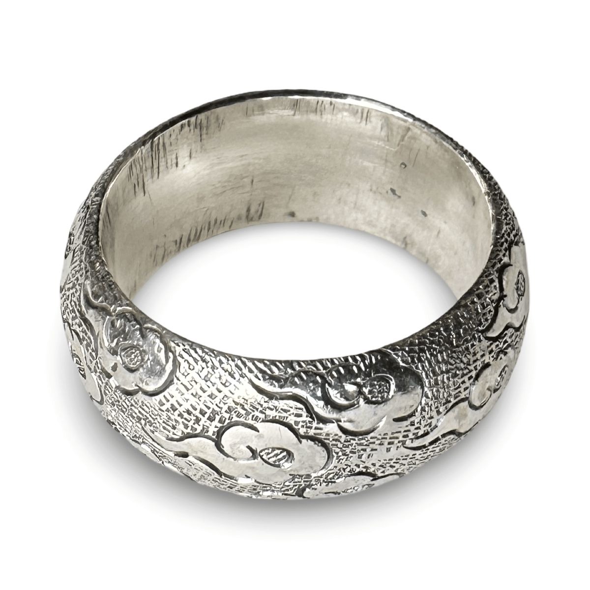 Breiter Silberring mit Tibetischem Wolkenmotiv - Atelier Tibet