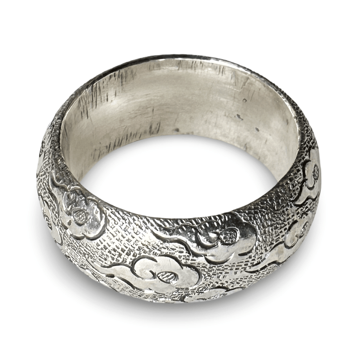 Breiter Silberring mit Tibetischem Wolkenmotiv - Atelier Tibet
