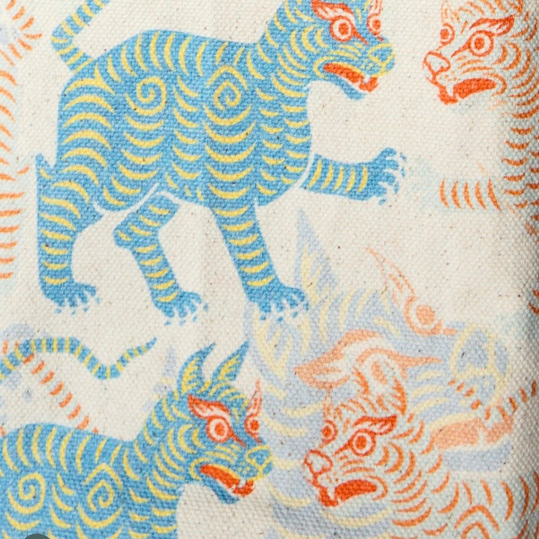 Bucket Bag - Tibetischer Tiger, crème-blau-orange · Studio Losel - Atelier Tibet