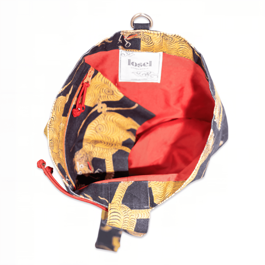 Bucket Bag - Tibetischer Tiger, schwarz-gelb-rot · Studio Losel - Atelier Tibet
