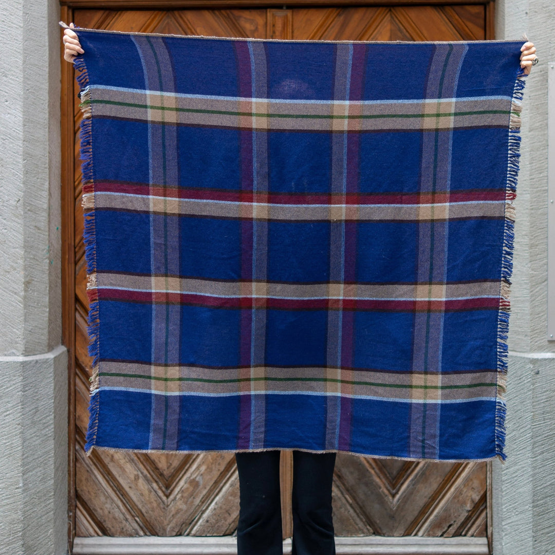 Cashmere-Schal «Changtang» - Königsblau mit Sand und Bordeaux - Atelier Tibet