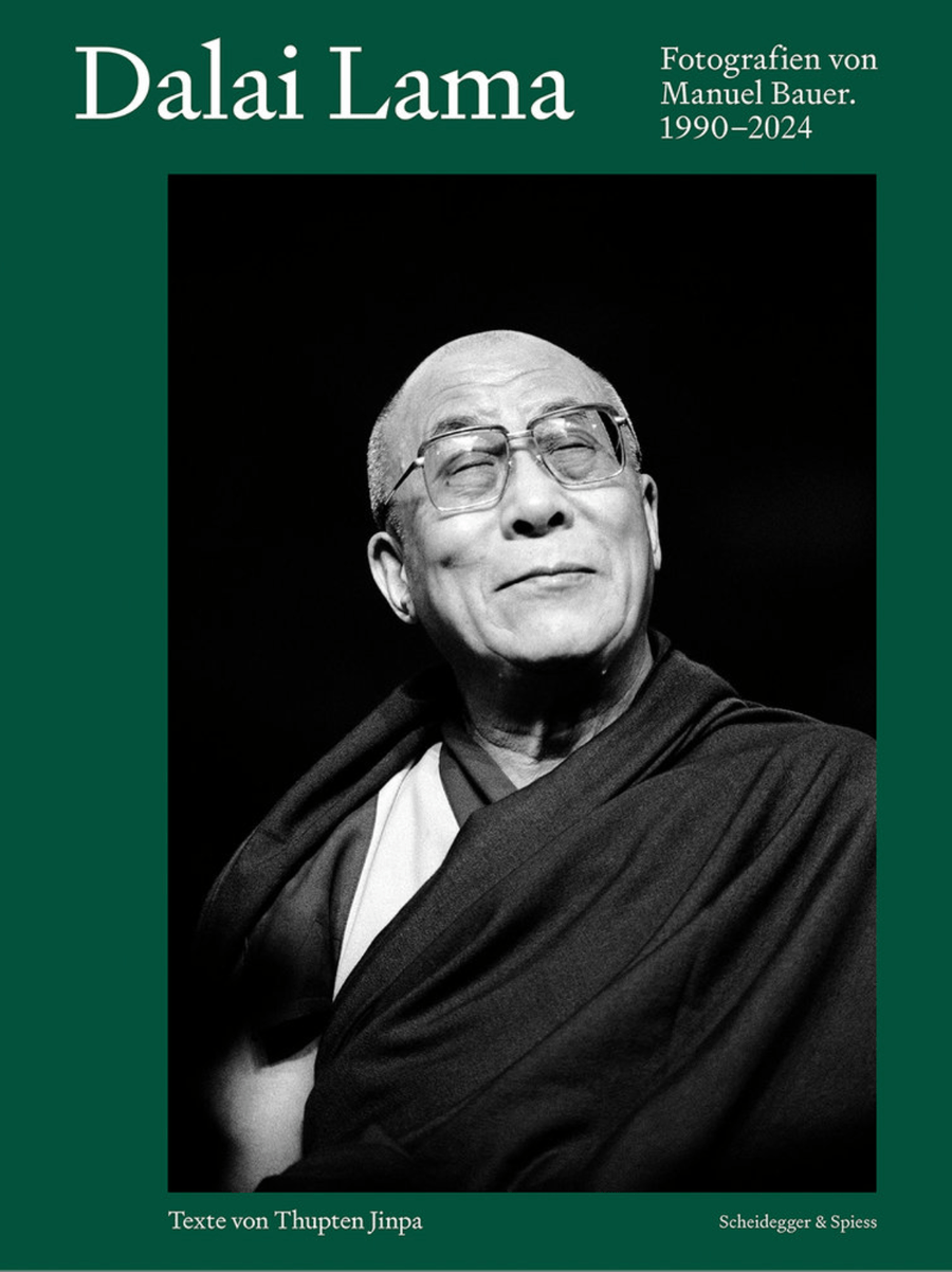 Dalai Lama - Fotografien von Manuel Bauer 1990 - 2024 - Atelier Tibet