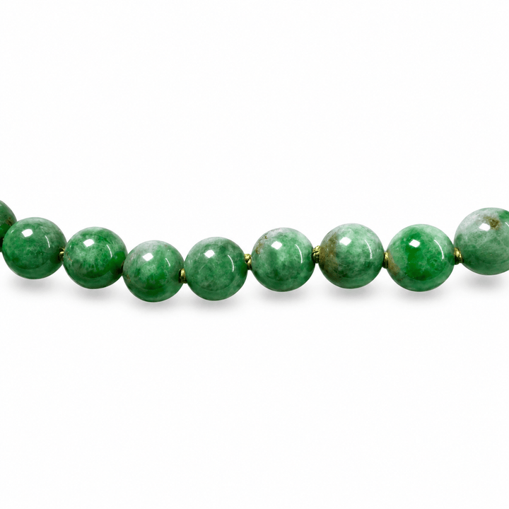 Edle Halskette aus Burma-Jade - handgeknüpft - Atelier Tibet