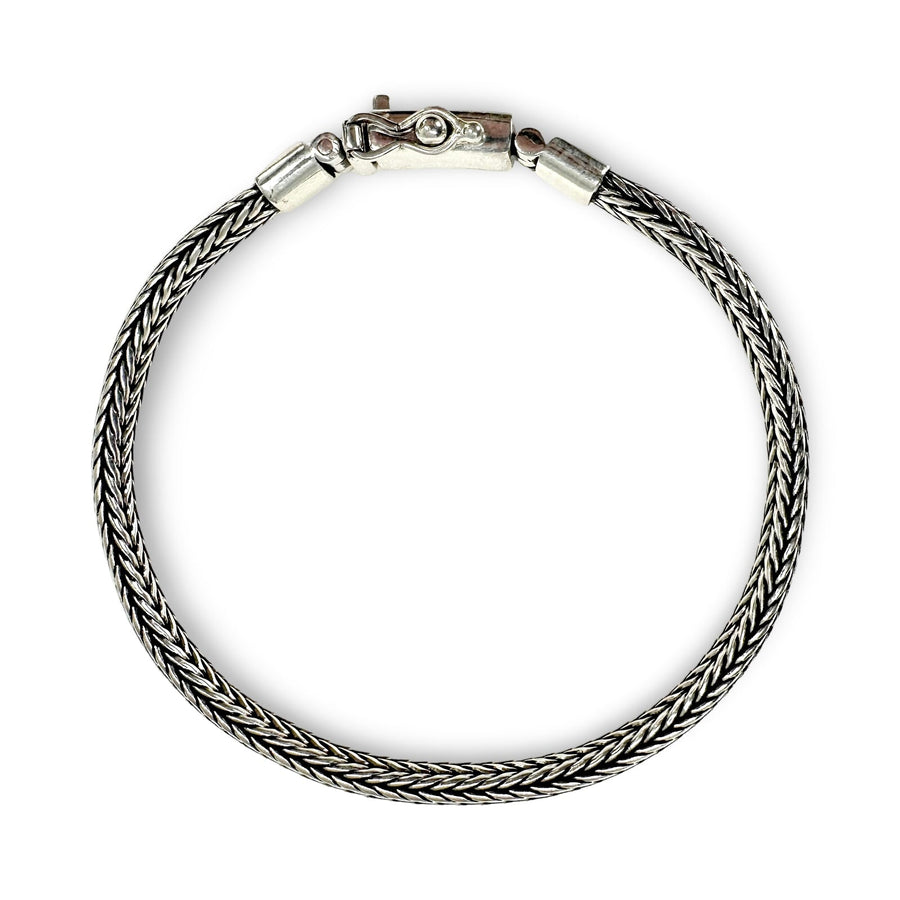 Edles Silber - Schlangenarmband mit markantem Verschluss - Atelier Tibet