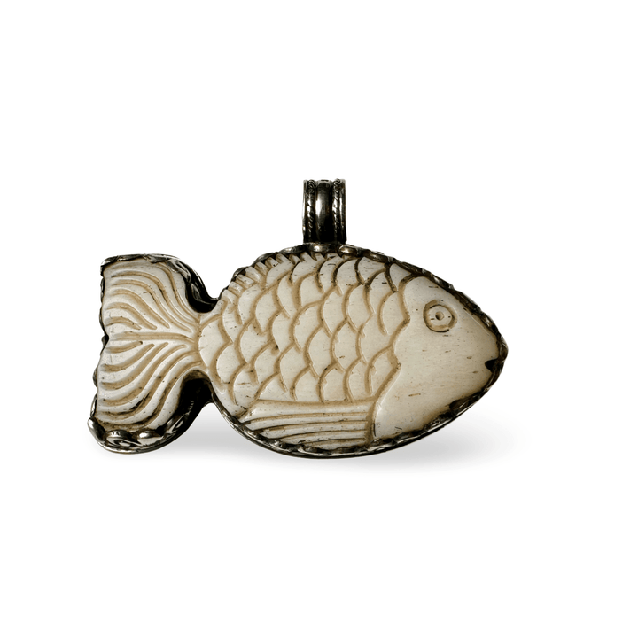 Fisch - Anhänger aus Büffelknochen - Atelier Tibet