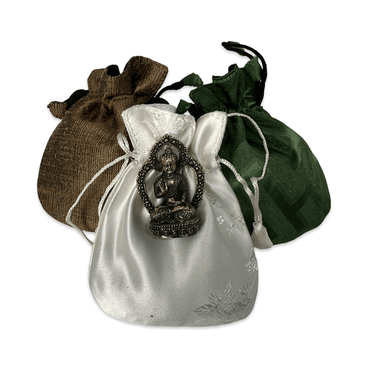 Fünfteiliges Set kleiner Buddha - Statuen aus versilberter Bronze (4.5 cm) - Atelier Tibet