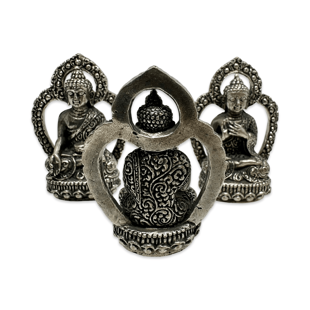 Fünfteiliges Set kleiner Buddha - Statuen aus versilberter Bronze (4.5 cm) - Atelier Tibet