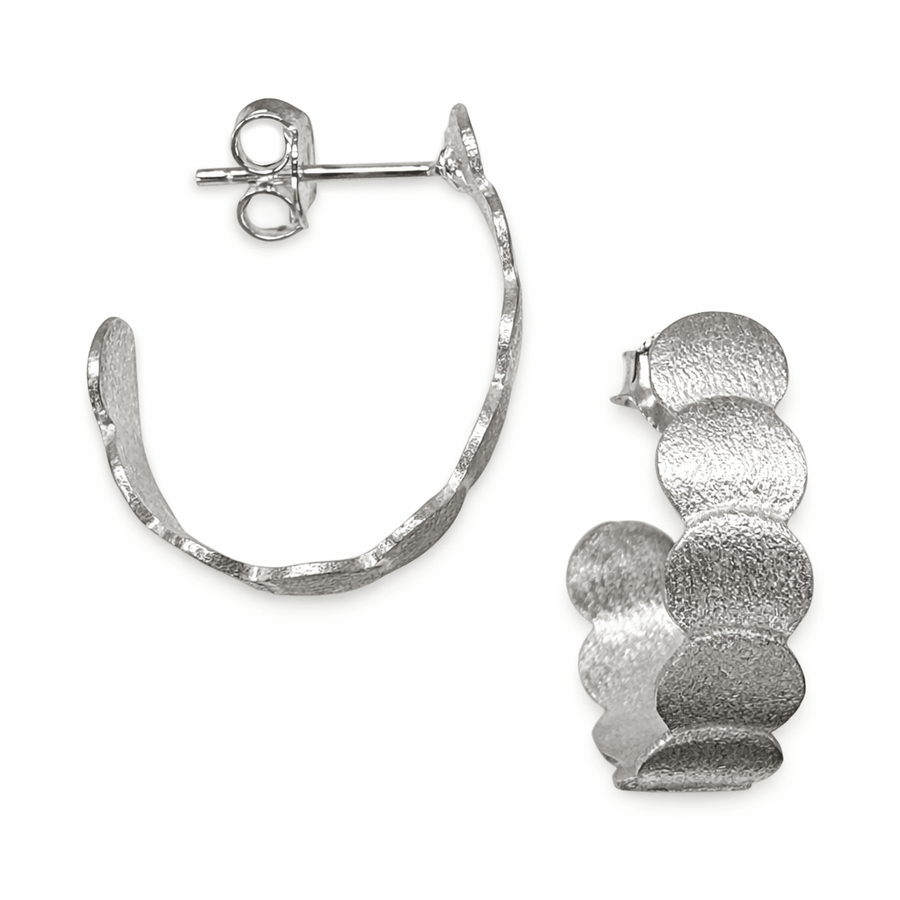 Geschwungene, elegante Silber - Ohrstecker - Atelier Tibet