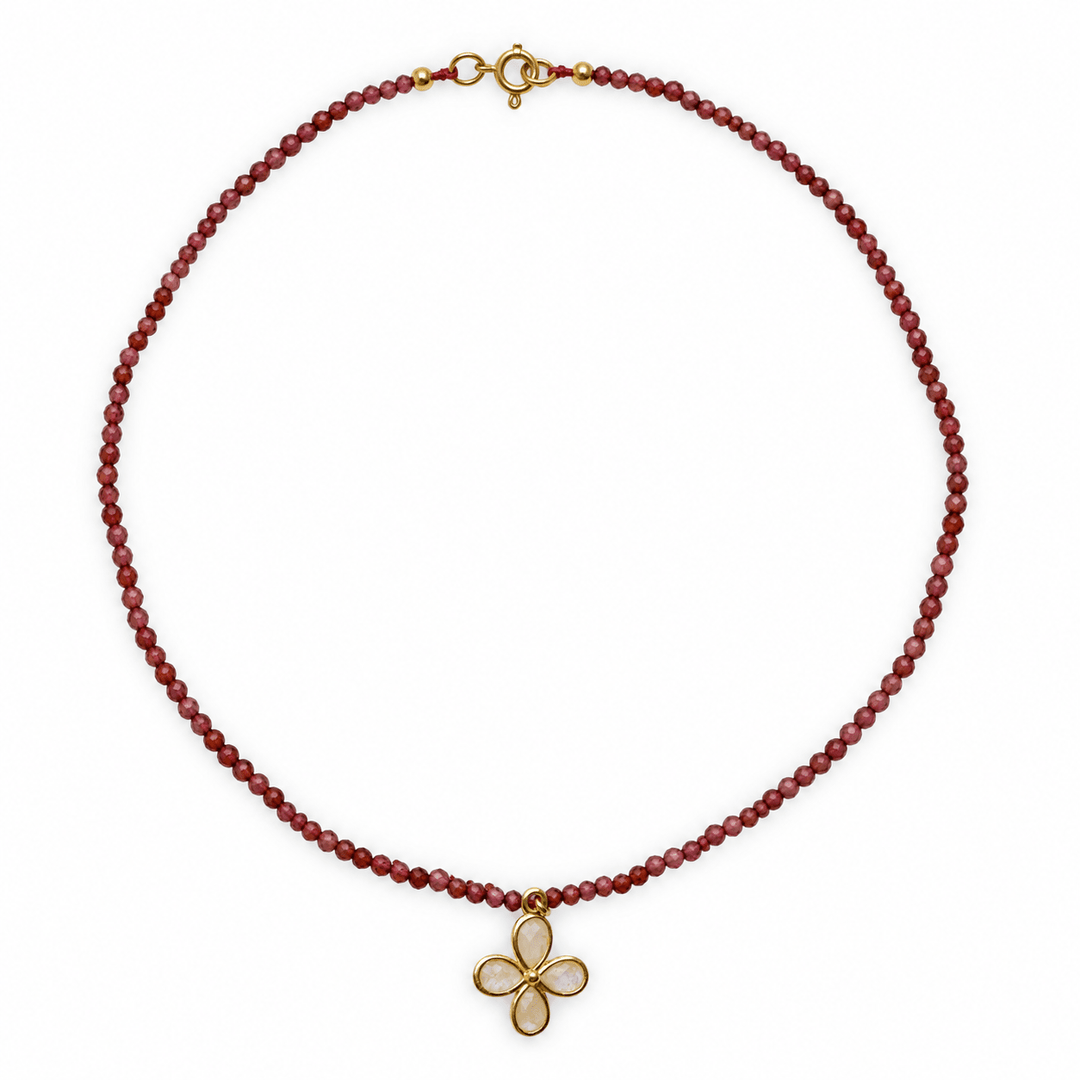Granat-Halskette mit Mondstein-Blüte - Atelier Tibet