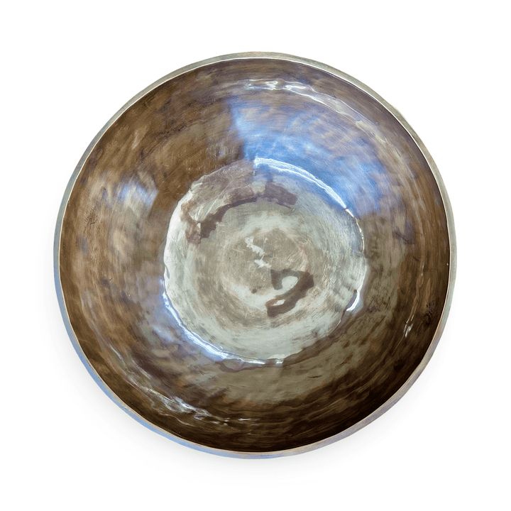 Grosse Klangschale mit dunkler «antiker» Patina ab ⌀ 22 cm - Atelier Tibet