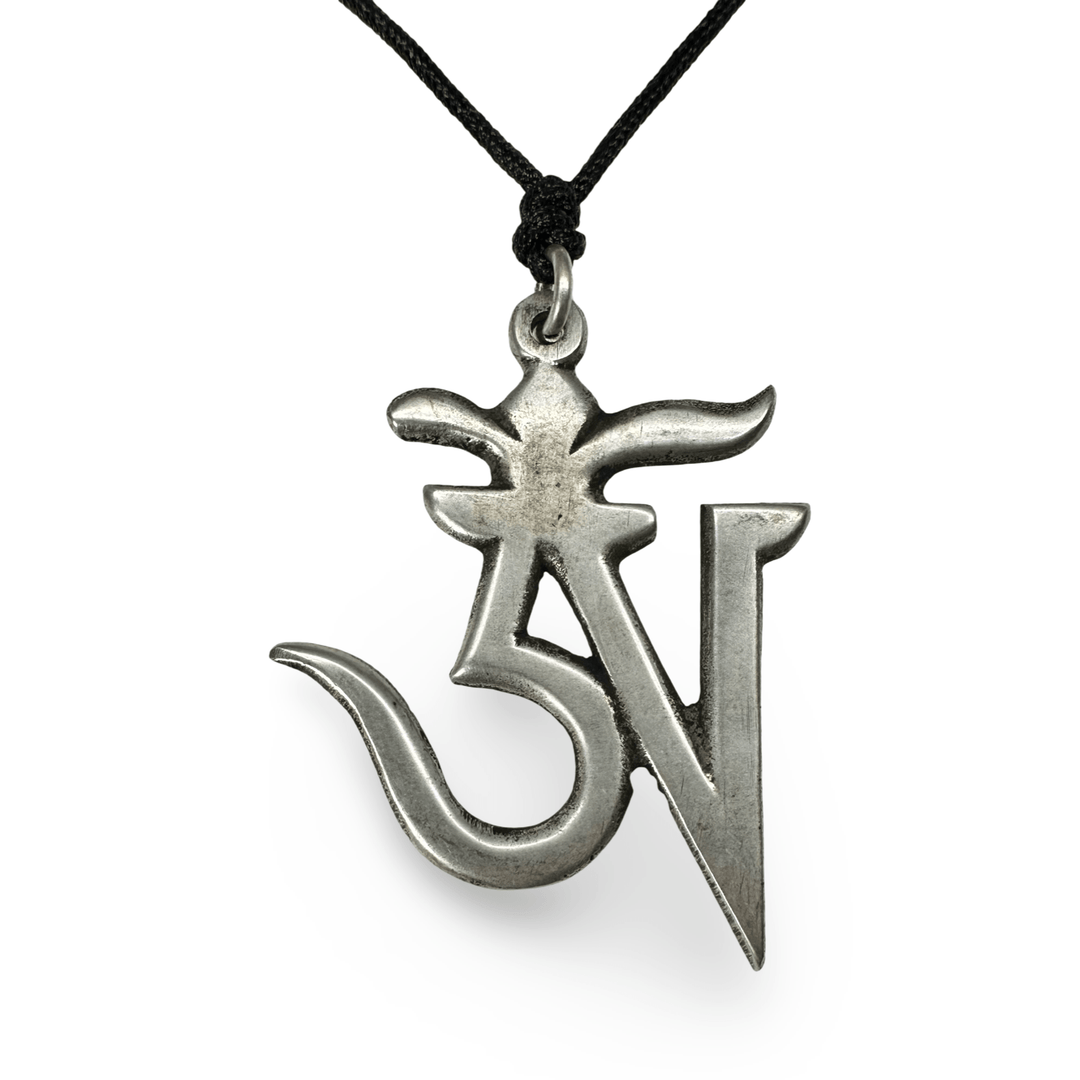 Grosser Om Anhänger aus Metall - Atelier Tibet