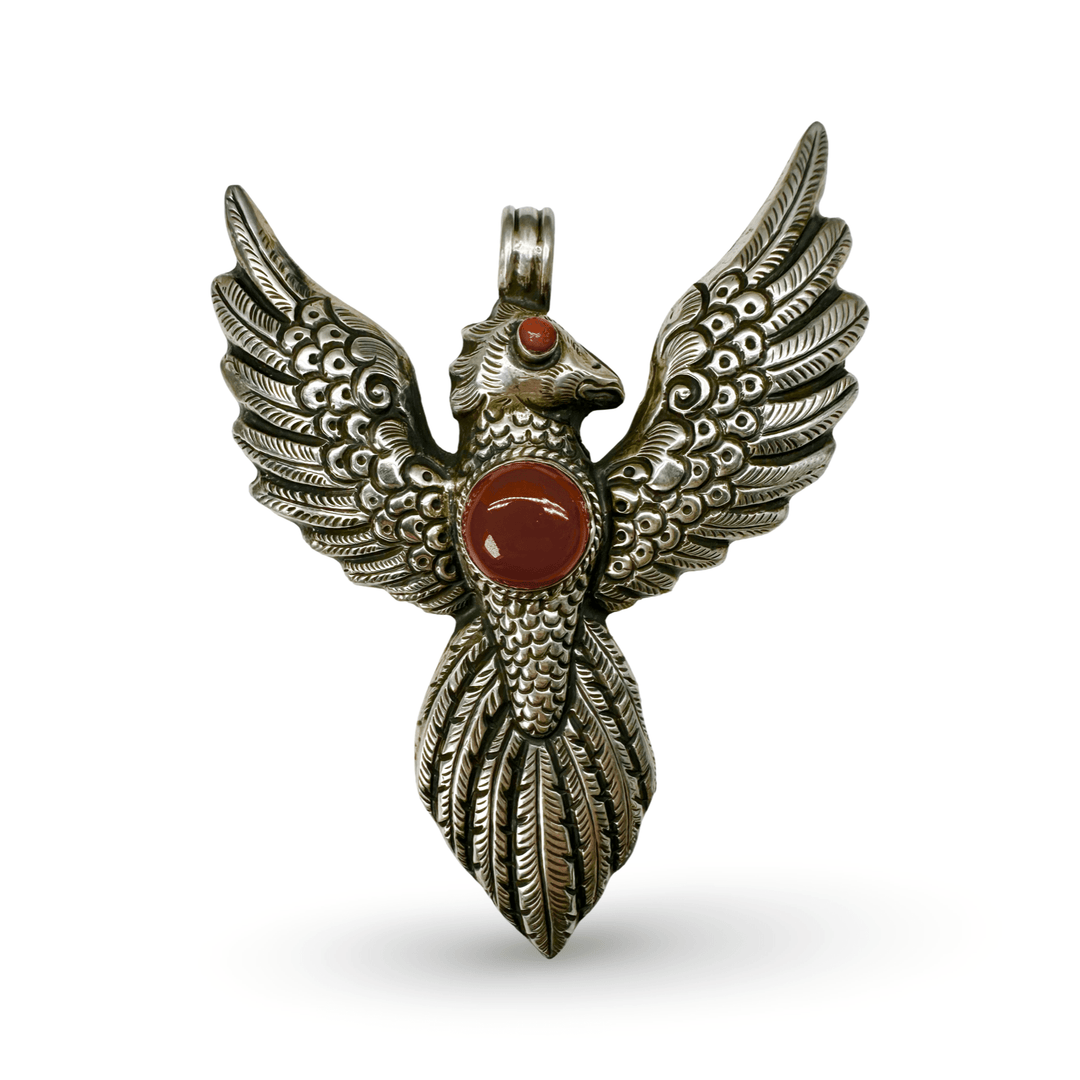 Grosser Silber - Anhänger eines mystischen Vogels mit Karneol und Koralle - Atelier Tibet