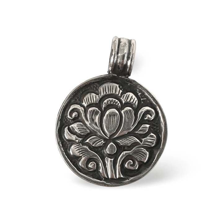 Grosser Tibetischer Silber-Anhänger mit Türkis und Koralle - Atelier Tibet
