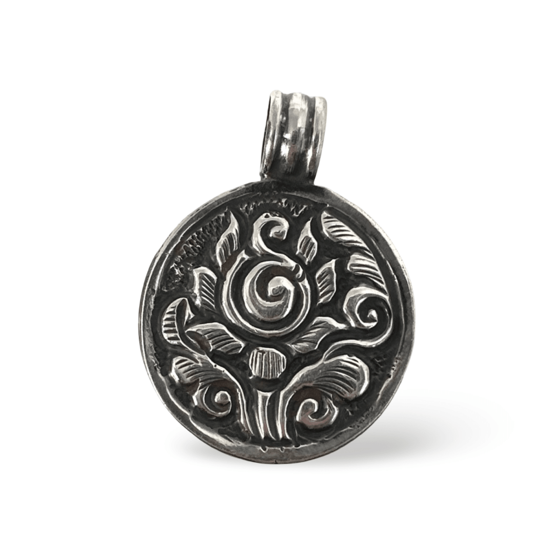 Grosser Tibetischer Silber-Anhänger mit Türkis und Koralle - Atelier Tibet