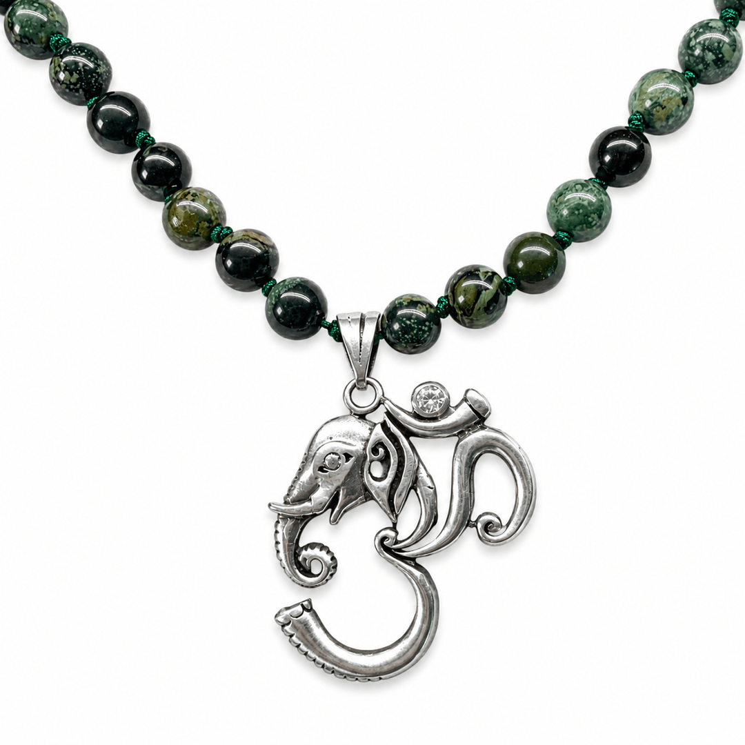 Halskette aus Kambaba-Jaspis mit Om ॐ-Ganesha-Anhänger in Silber - Atelier Tibet