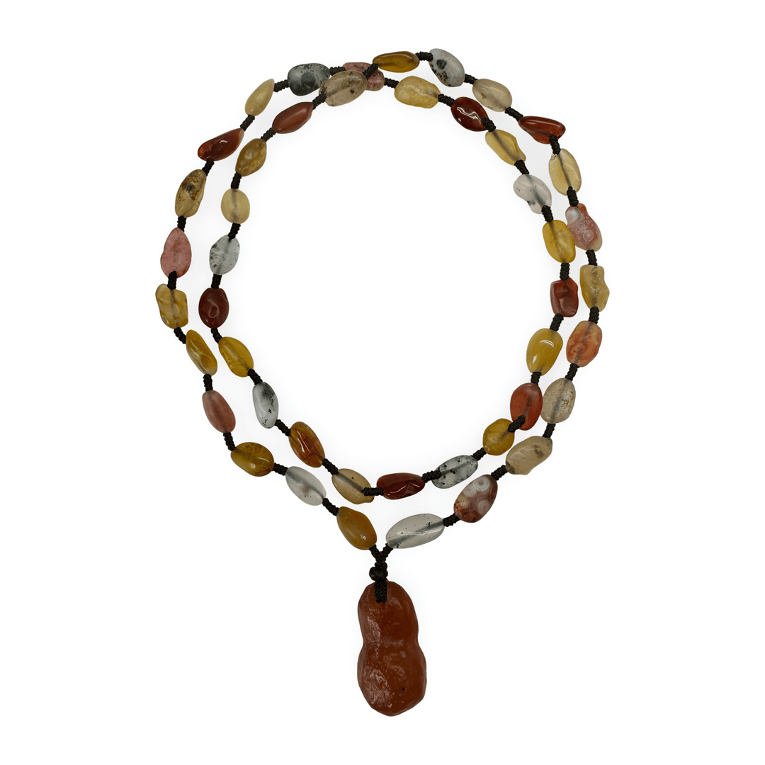 Halskette aus naturgeschliffenen Achaten aus der Wüste Gobi - Atelier Tibet