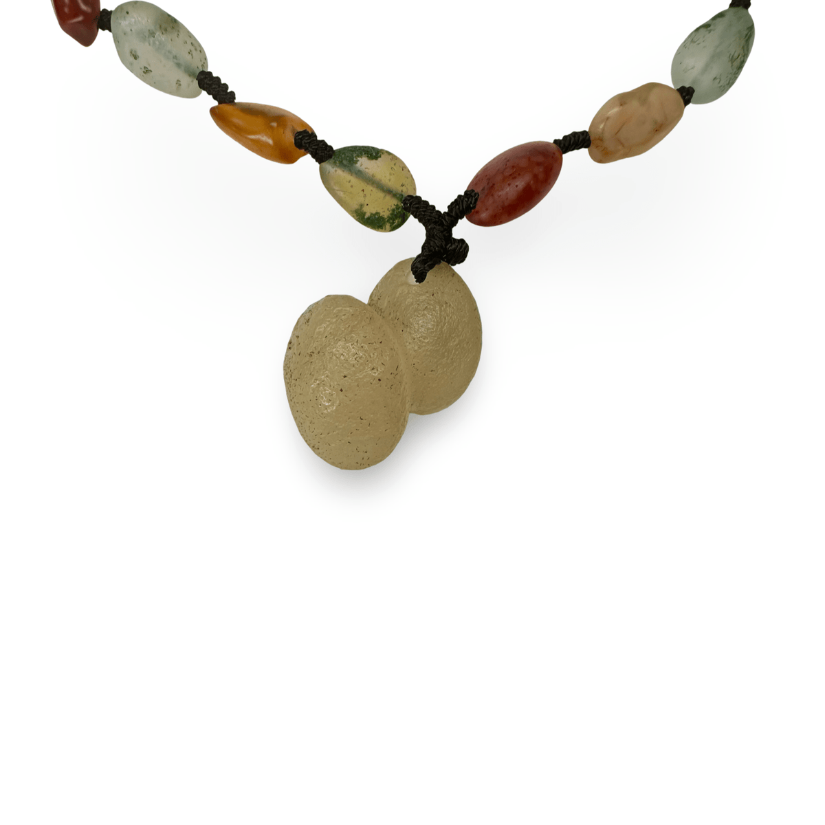 Halskette aus naturgeschliffenen Achaten aus der Wüste Gobi - Atelier Tibet
