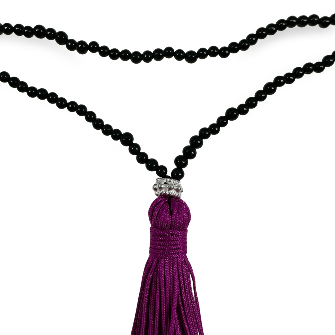 Halskette aus Onyx mit magentafarbiger Quaste - Atelier Tibet