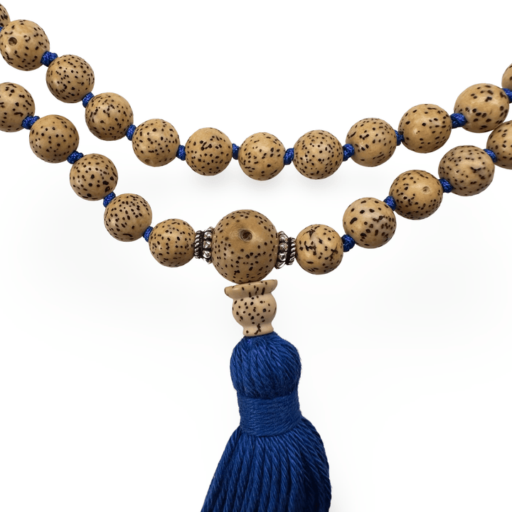 Handgeknüpfte Lotus-Samen-Mala mit blauer Quaste - Atelier Tibet