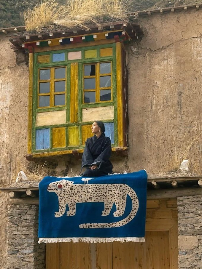 Handgeknüpfter Schneeleopard-Teppich · CHARU × Sayol - Atelier Tibet