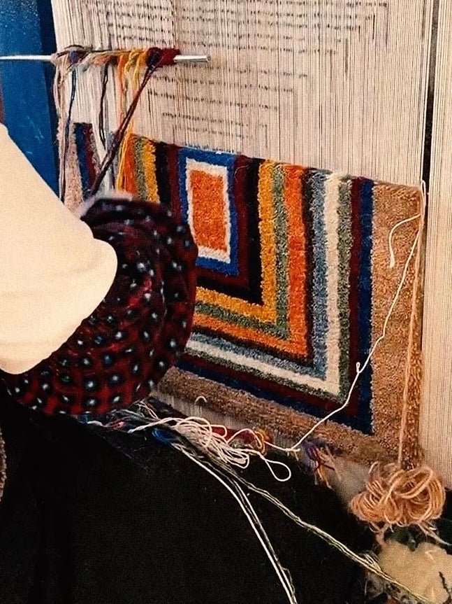 Handgeknüpfter Sitzteppich aus tibetischer Wolle · CHARU × Sayol - Atelier Tibet