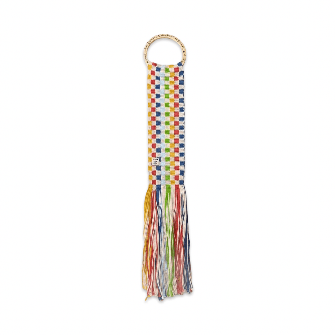 Handgewebter Anhänger mit Messingring aus Tibet · CHARU × Tsoten - Atelier Tibet