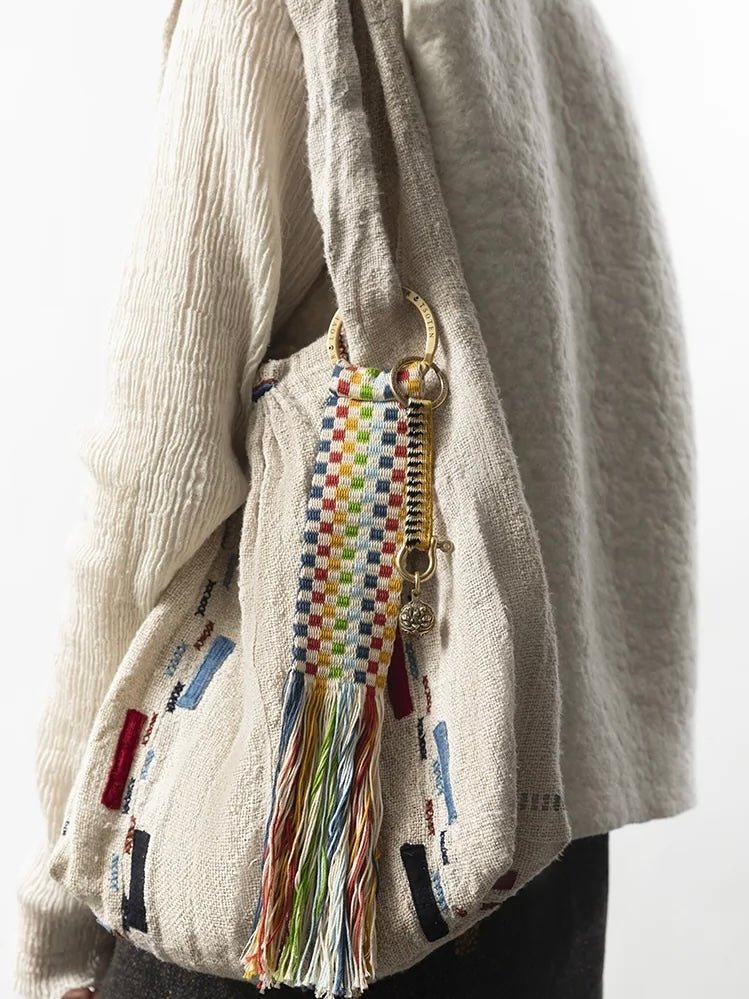 Handgewebter Schlüsselanhänger aus Tibet · CHARU × Tsoten - Atelier Tibet