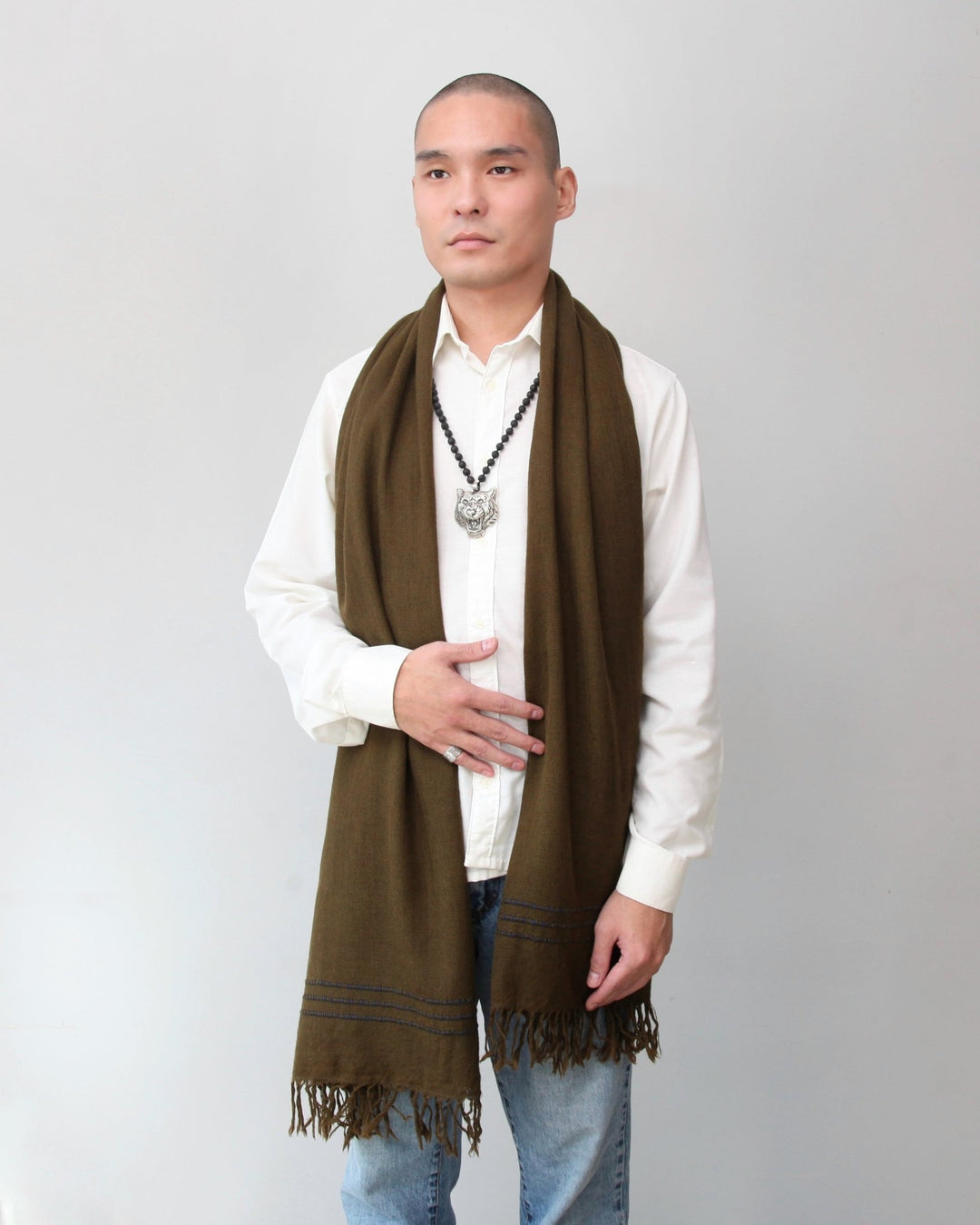 Himalaya - Schal • 100% Wolle • Olivgrün - Atelier Tibet