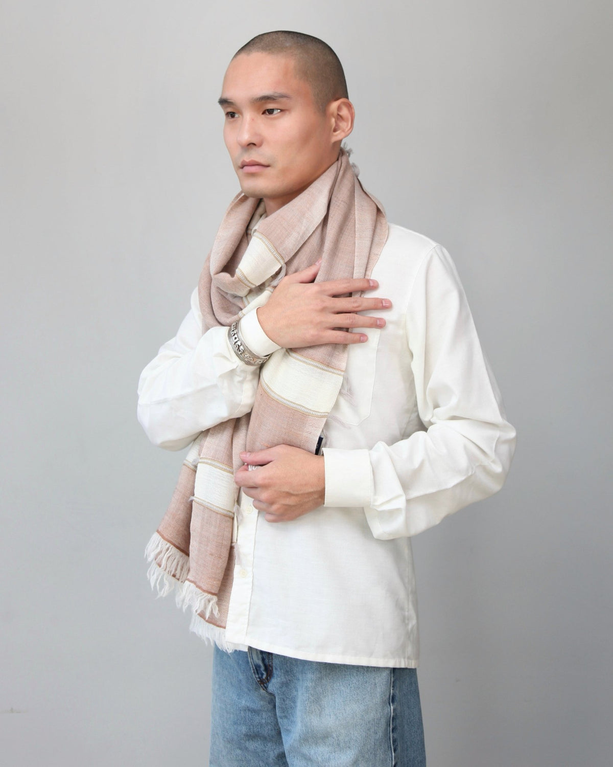 Himalaya Schal • 80% Wolle, 20% Pashmina • Apricot & Offwhite - Atelier Tibet