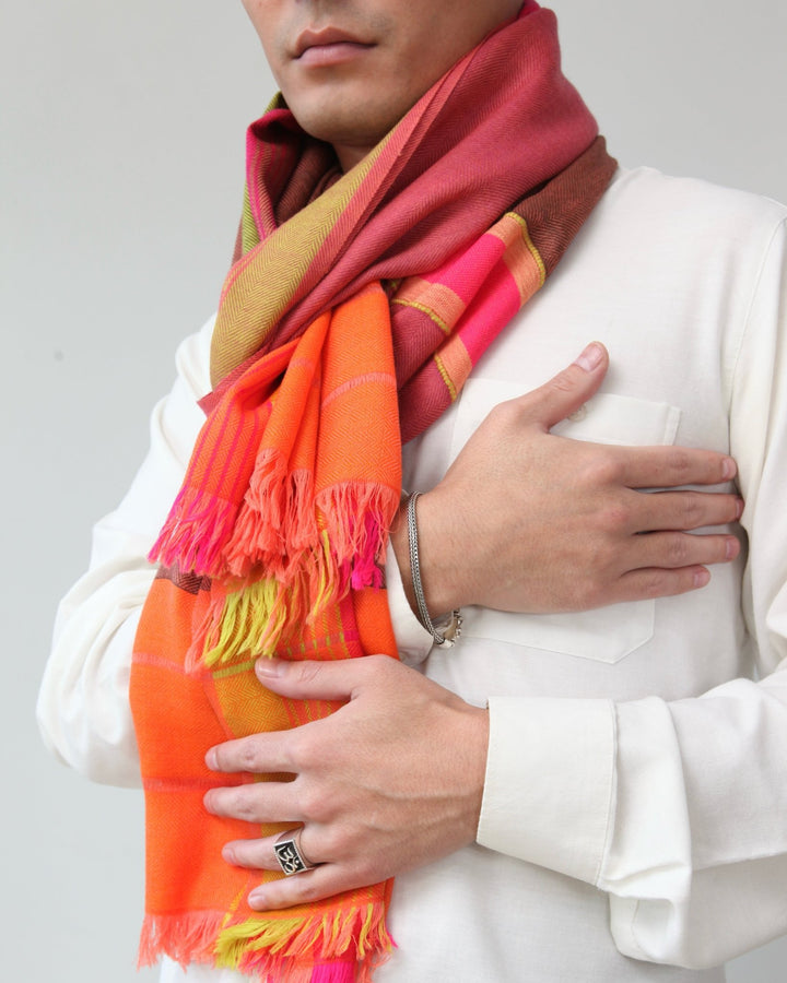 Himalaya Schal • 80% Wolle, 20% Pashmina • Orange, Pink, Violett, Grün, Gelb, Koralle - Atelier Tibet