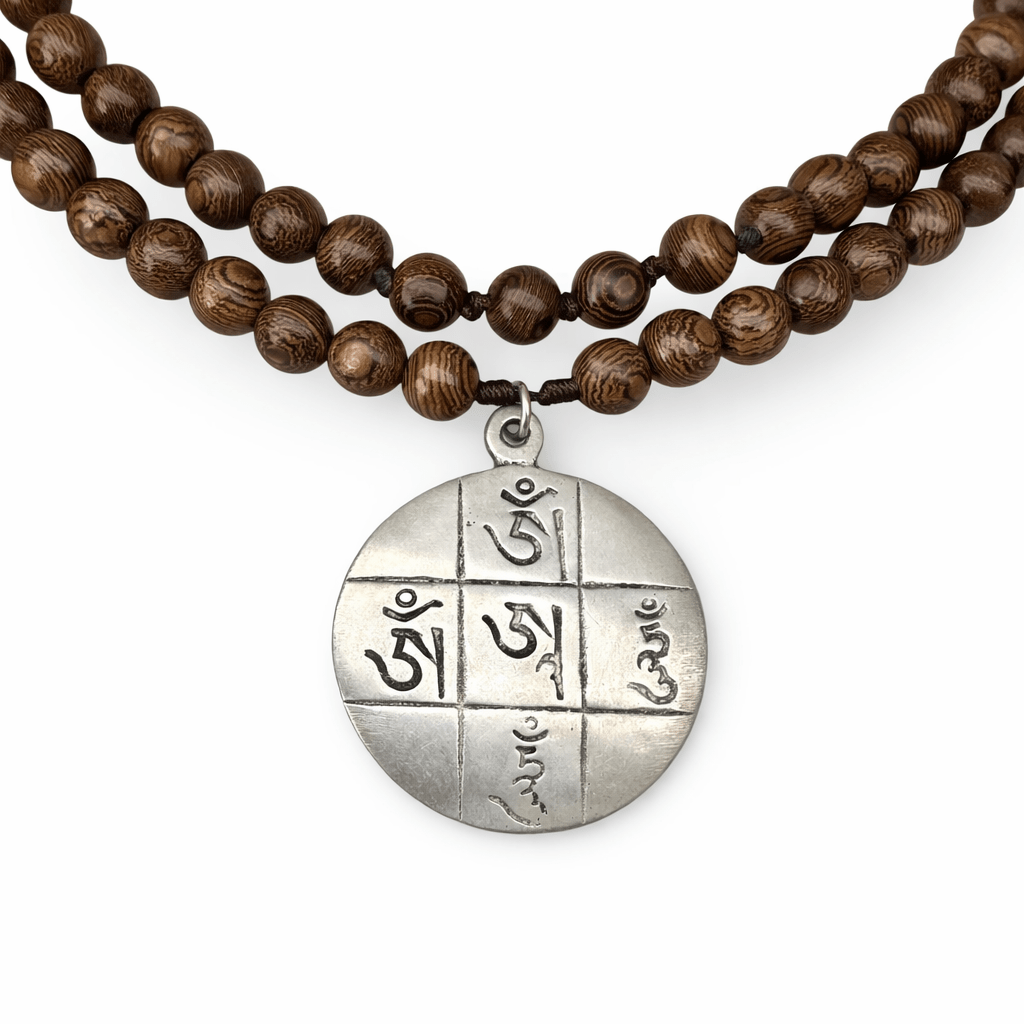 Holz - Mala mit Mantra - Medaillon - Atelier Tibet