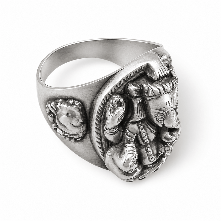 Imposanter Ganesha-Ring aus Silber - Atelier Tibet