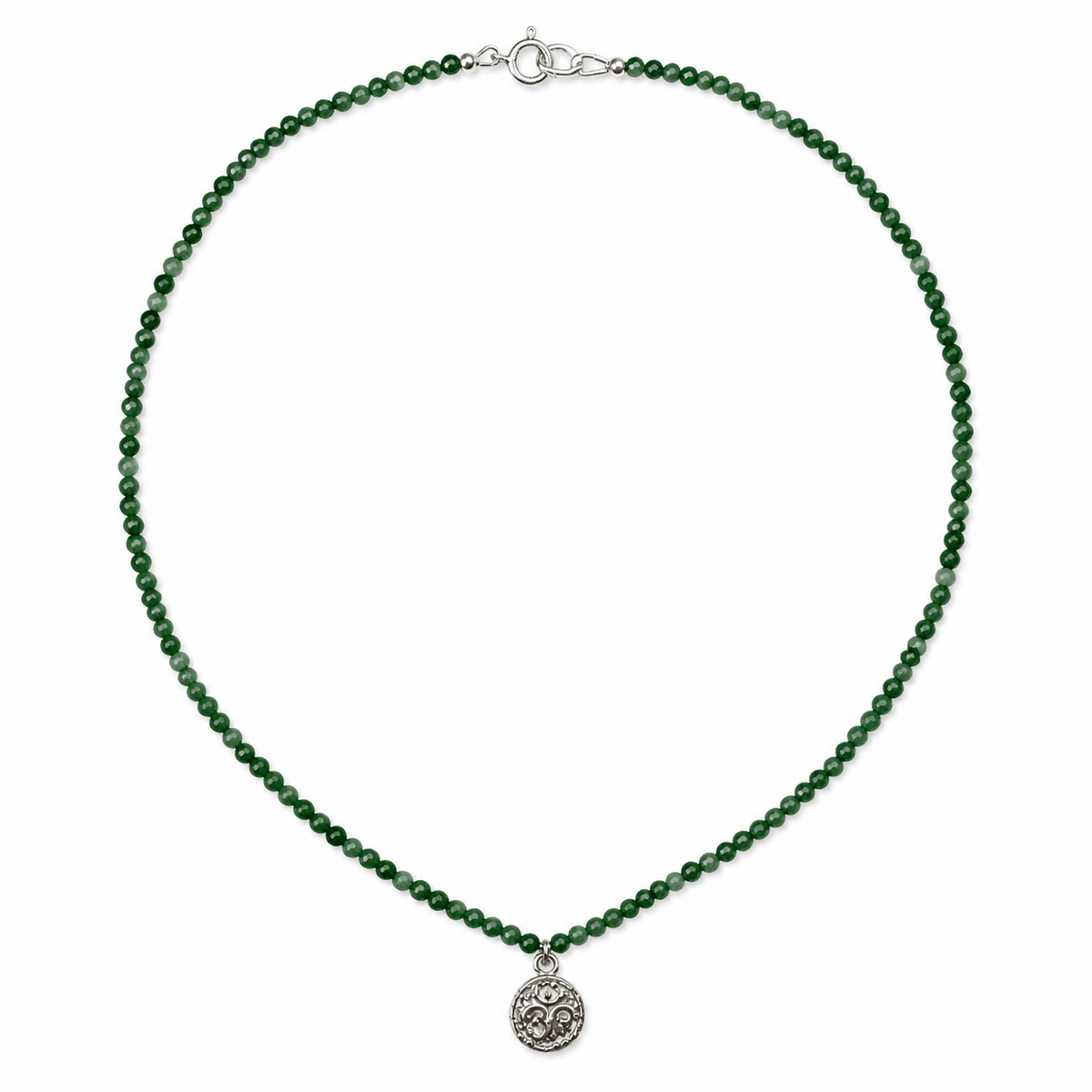 Jade - Kette mit Om ༀ Metaillon aus Silber - Atelier Tibet