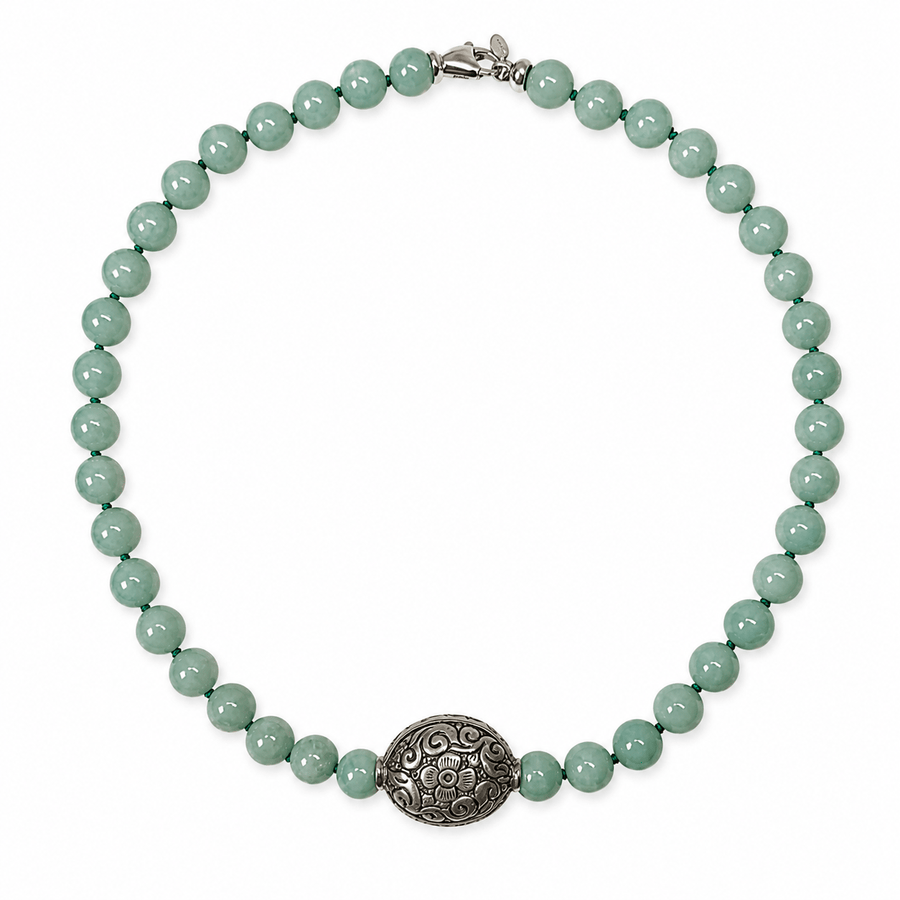 Jade-Kette mit traditioneller Silber-Perle - Atelier Tibet