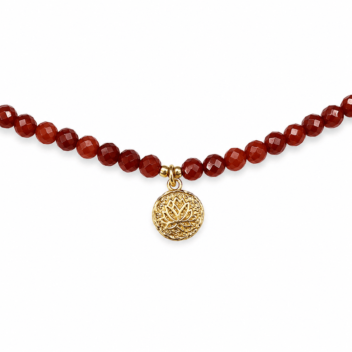 Karneol - Kette mit goldenem Lotus - Metaillon - Atelier Tibet