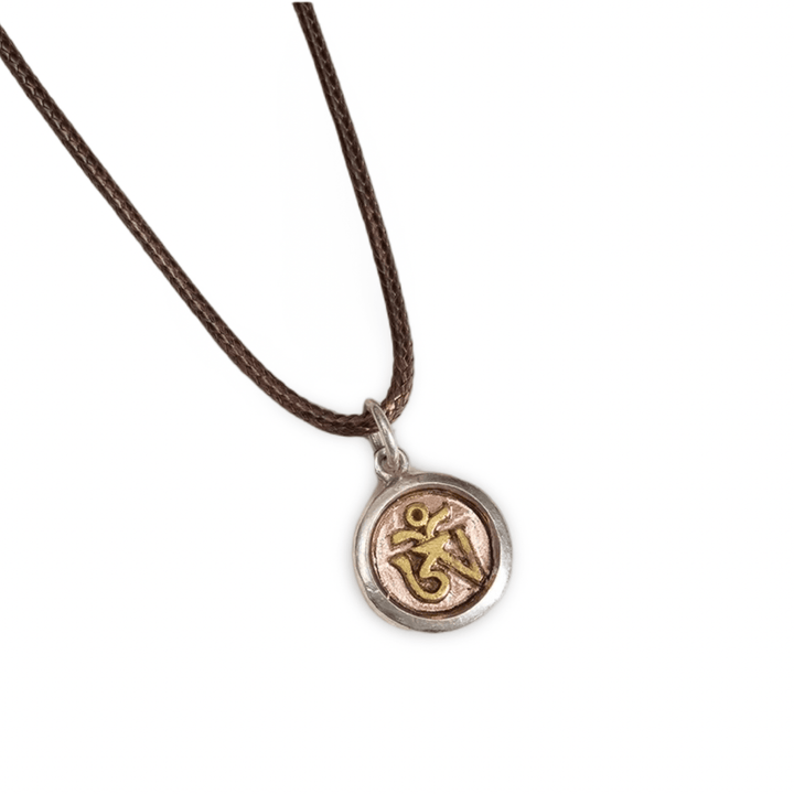 Kette mit Keimsilbe Dhih, feuervergoldet · CHARU × Khyenle - Atelier Tibet