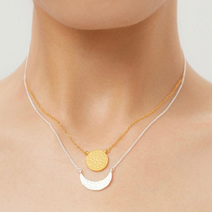 Kette «Sonne & Mond» aus Silber, teilvergoldet · CHARU × Yitso Hima - Atelier Tibet