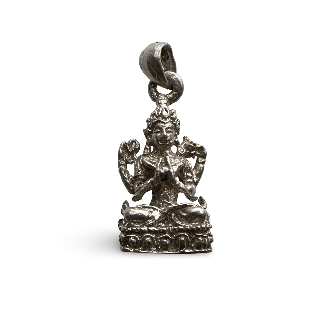 Kleiner Chenrezig - Avalokiteshvara Anhänger aus Silber - Atelier Tibet