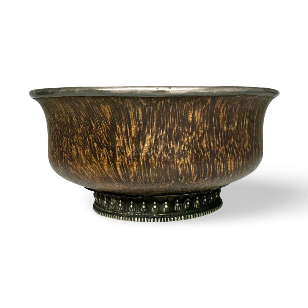 Kleinere, alte tibetische Buttertee - Schale - Atelier Tibet
