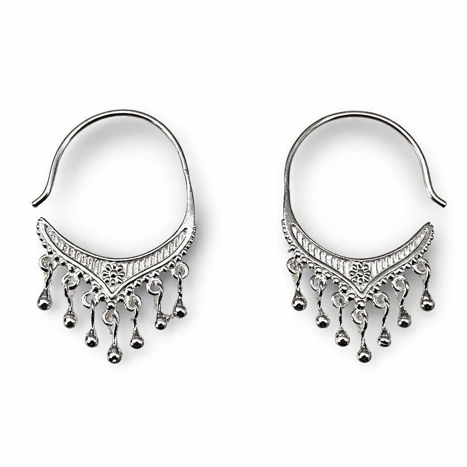 Kreolen mit Kugelverzierung aus Silber - Atelier Tibet