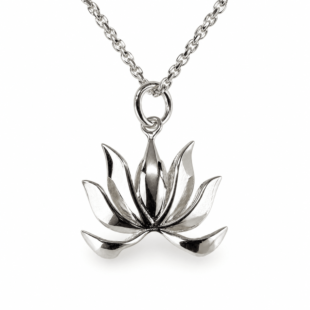 Lotusblüten-Anhänger aus Silber - Atelier Tibet