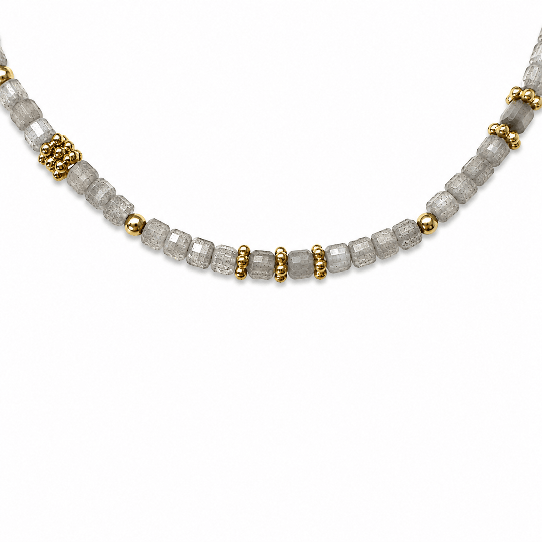 Mala Armband aus facettiertem Labradorit und vergoldeten Silberperlen - Atelier Tibet