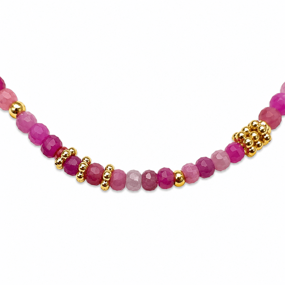 Mala Armband aus facettiertem Rubin und vergoldeten Silberperlen - Atelier Tibet