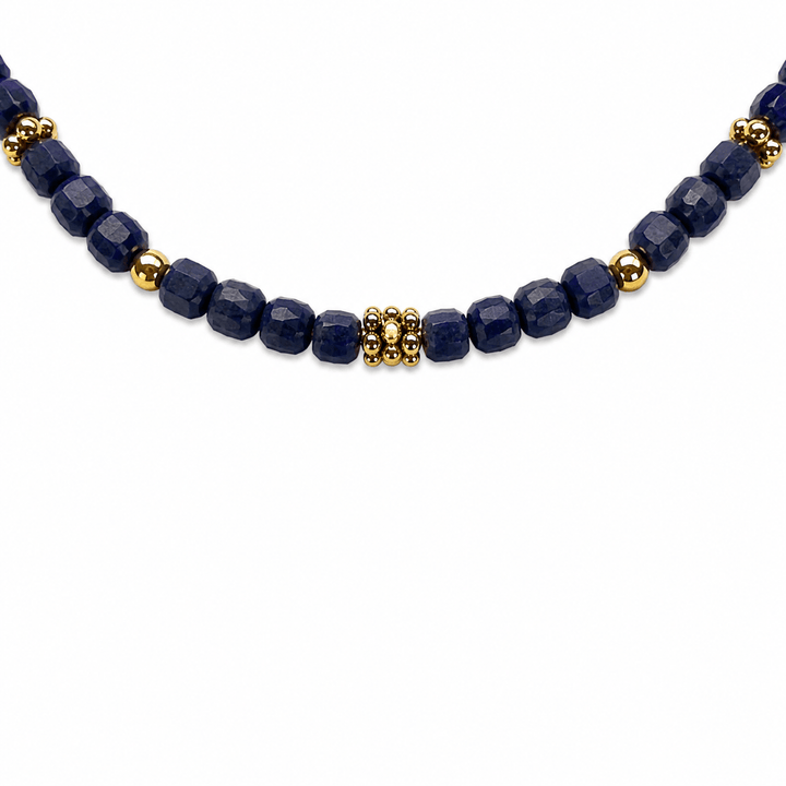 Mala Armband aus facettiertem Saphir und vergoldeten Silberperlen - Atelier Tibet