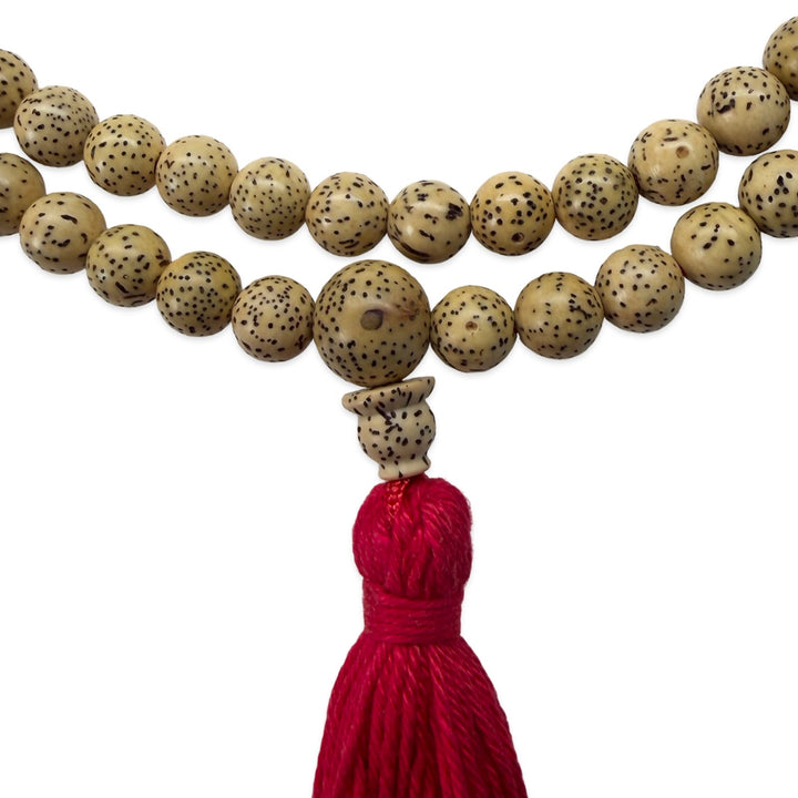 Mala aus Lotussamen mit farbiger Quaste - Atelier Tibet