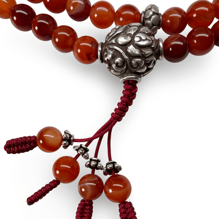 Mala Roter Achat mit handgeschmiedeter Silberperle - Atelier Tibet