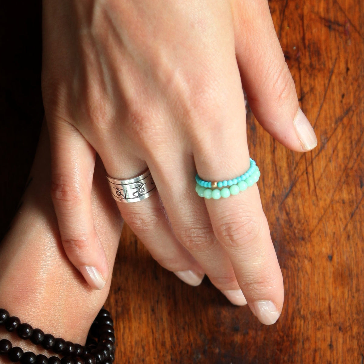 Mantra - Ring aus Silber - Atelier Tibet