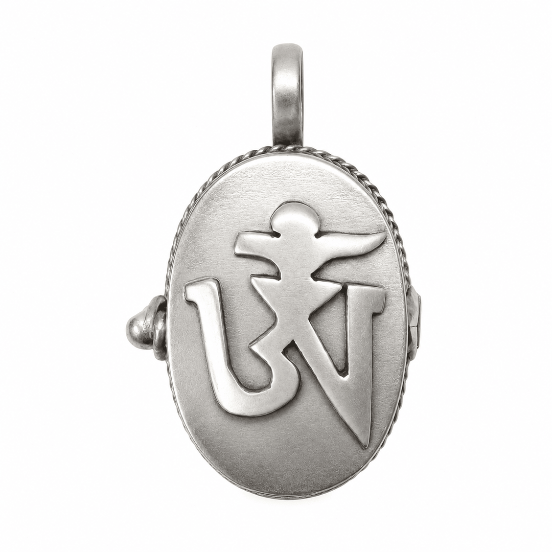 Om ཨོཾ Ghau Anhänger aus Silber - Atelier Tibet