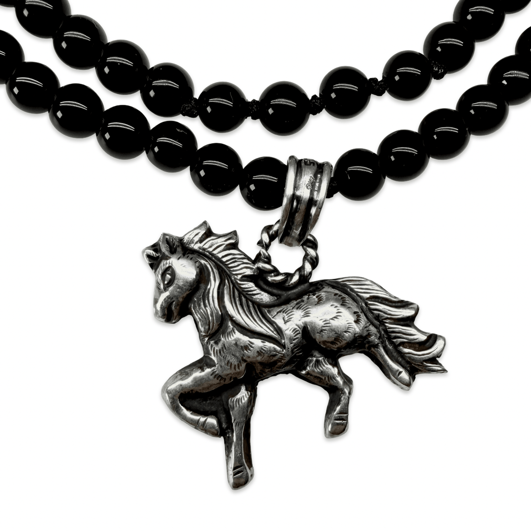 Onyx Halskette mit Silber-Pferd-Anhänger - Atelier Tibet